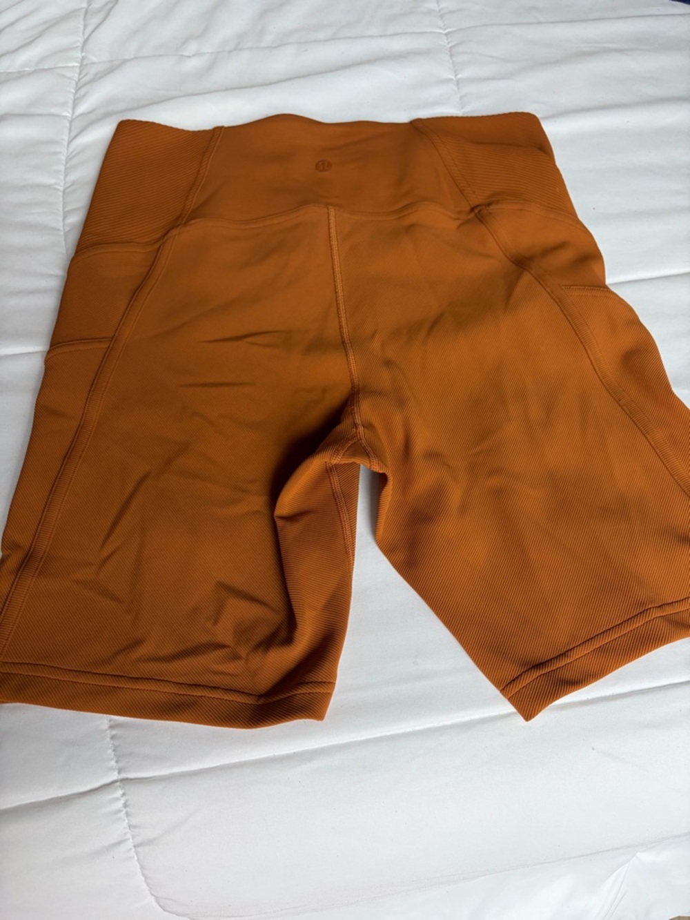 Lululemon 🍋 High-Rise Performance Bike Shorts - Rust Orange